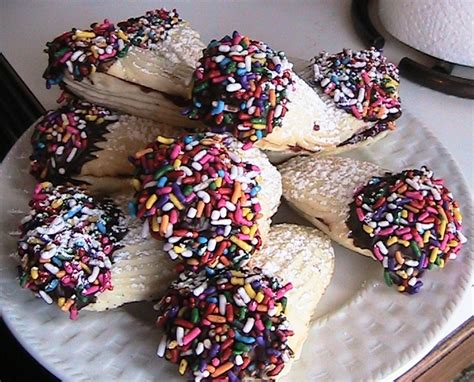 italian american raspberry sandwich cookies.